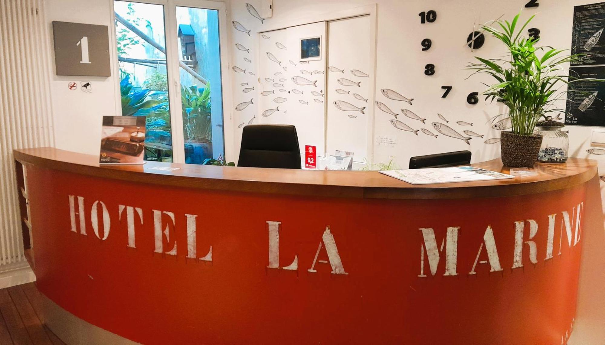Hotel La Marine, Vieux Port La Rochelle  Exterior photo