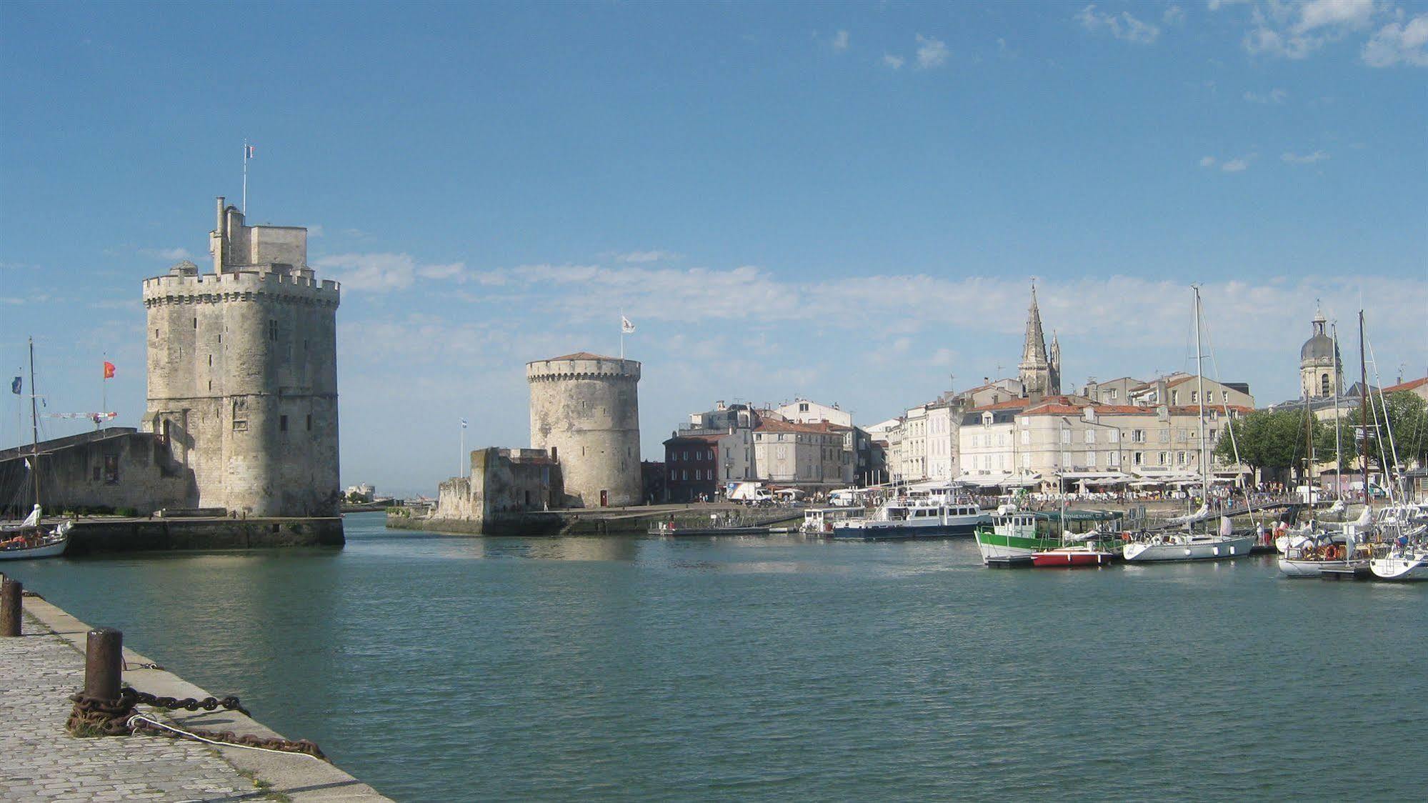 Hotel La Marine, Vieux Port La Rochelle  Exterior photo